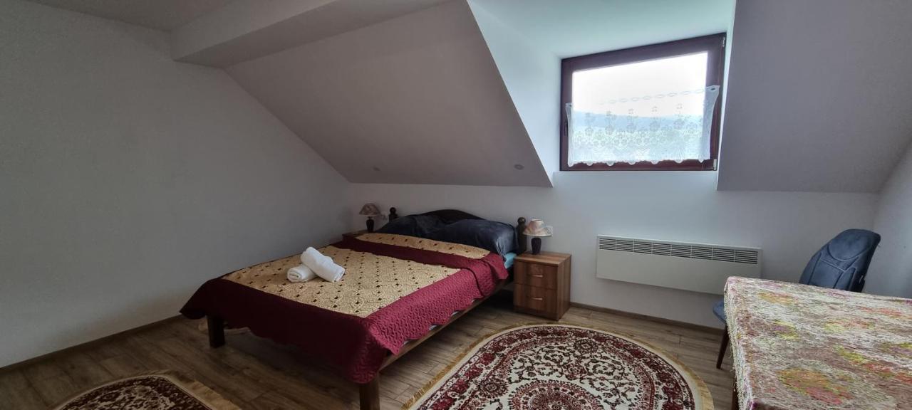 Karacsony Guest House Lunca de Sus Exterior photo